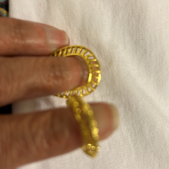 NWT Oval shaped gold tone hoops 1 1/2” drop, puffed - Picture 2 of 3